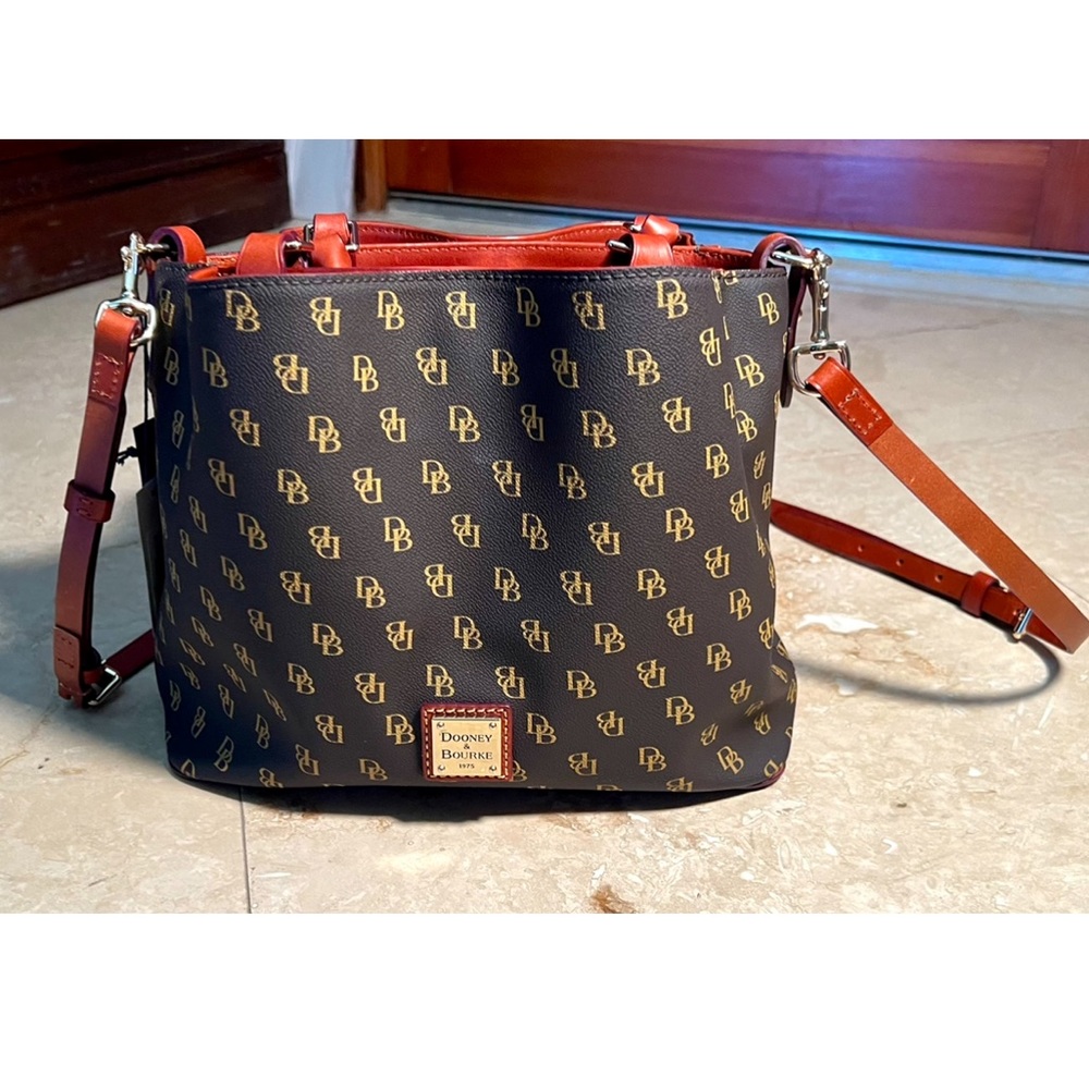 Dooney and Bourke Purse